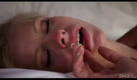 دختر عشق, زیبایی ساخته شده توسط آینده کانال فیلم های سکسی