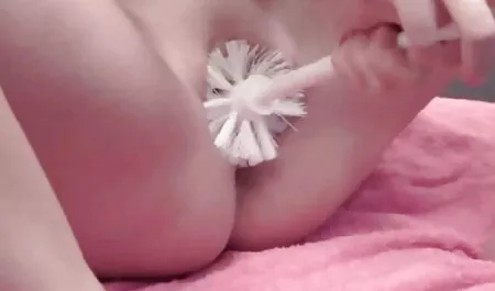 مردی که کانال sexiتلگرام شاخی خدمتکار را دید.
