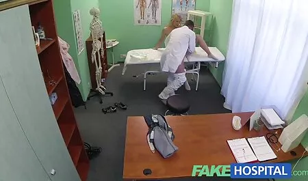 خوش شانس کانال ها سکسی تلگرام سیاه و سفید با رفتار دو دختر